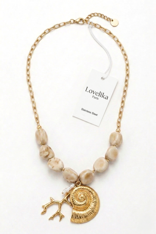 BOUCLE stainless steel necklace with large shell pendant