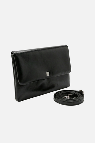 Pochette MARTINE con chiusura a patta e tracolla