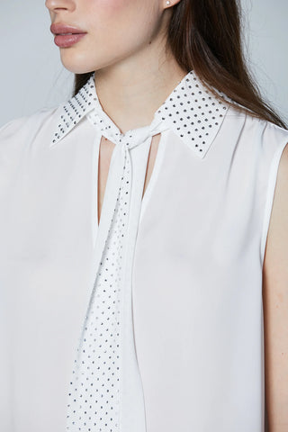 Blusa TUCSON Relish senza maniche con colletto fusciacca e strass sh