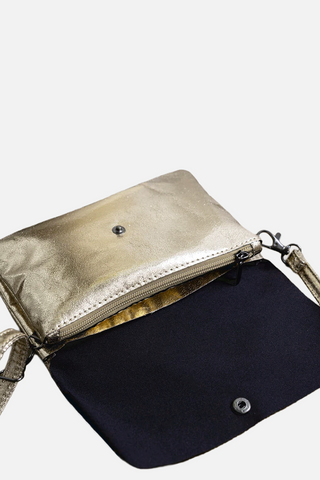 Pochette MARTINE con chiusura a patta e tracolla