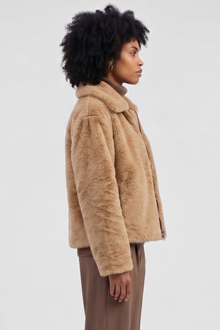 CHELSEA faux fur jacket with zip