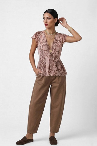Blusa donna Relish CAMILA manica corta stampa animalier scollo incrociato - immagine 6