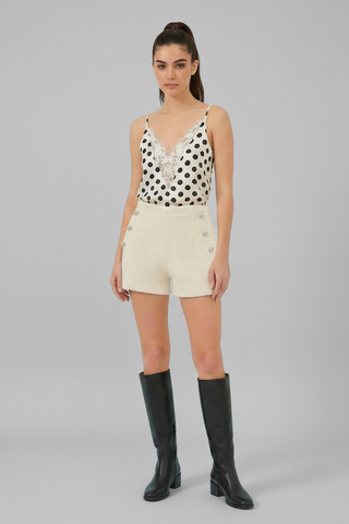 Shorts NANTES in tessuto jacquard luminoso con tasche e bottoni - immagine 6