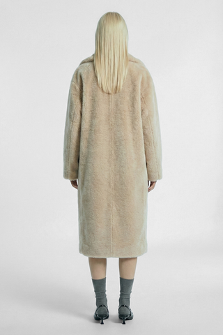 ANEMONE long Teddy coat